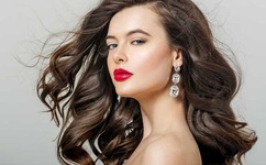 在线乱码一卡二卡麻豆